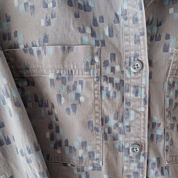 L.L . Bean Woman's Long Sleeve Blouse Geometric Grey Pockets Size Large Western - Picture 5 of 12